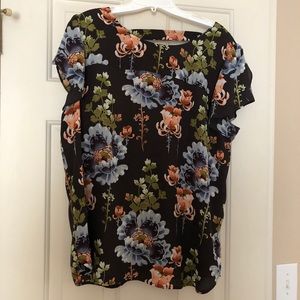 🌸 LOFT Bar Back Petal Sleeve Floral Blouse 🌸